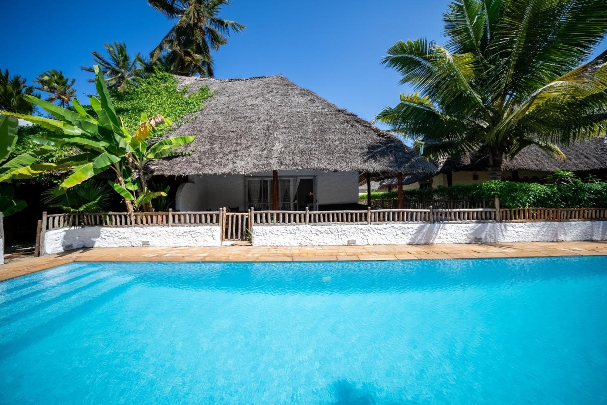 Villa Jiwe With Pool Zanzibarhouses Kiwengwa  ภายนอก รูปภาพ